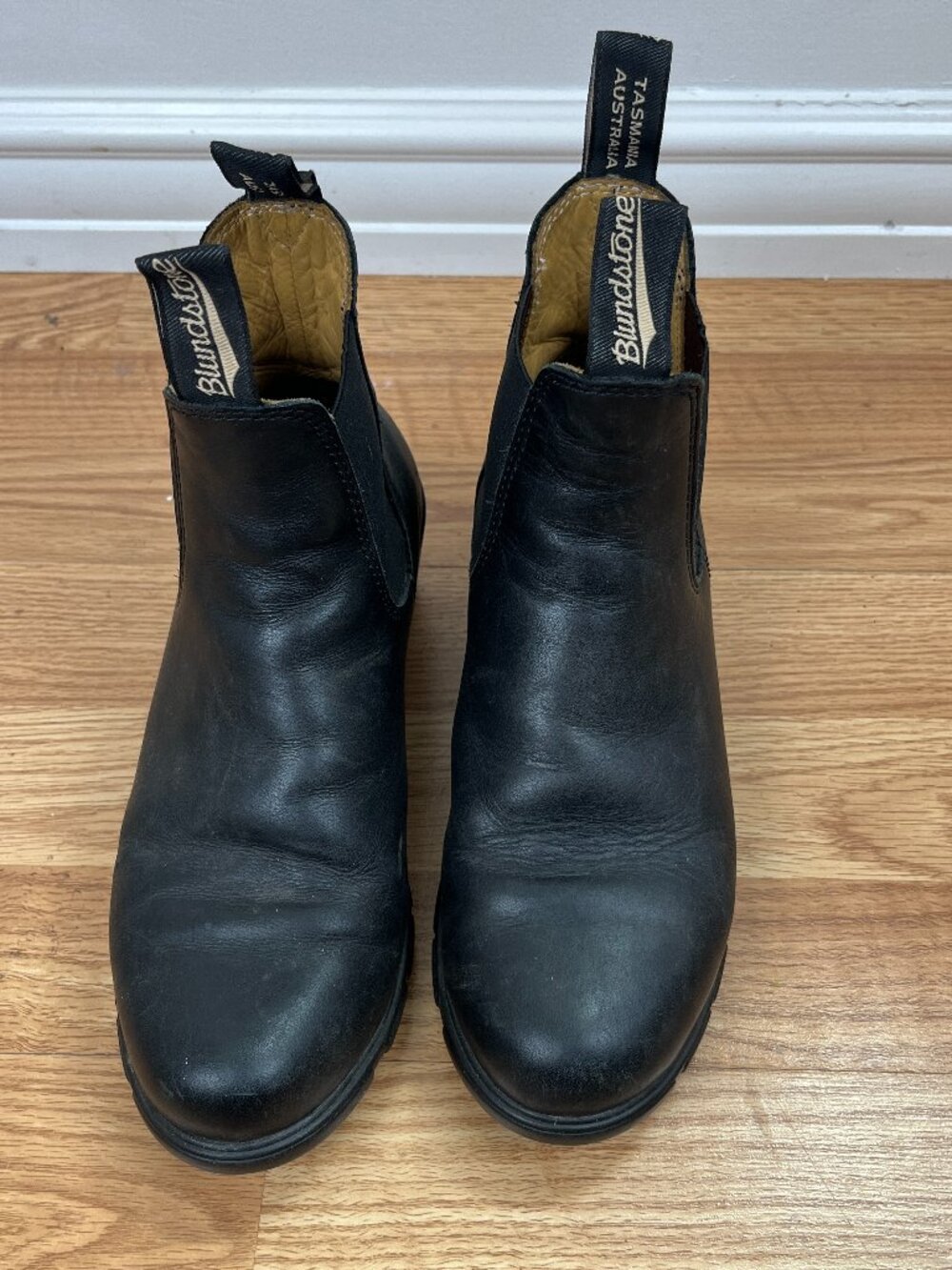 Blundstone Heeled Chelsea Boot Black US 8.5 - Picture 3 of 5